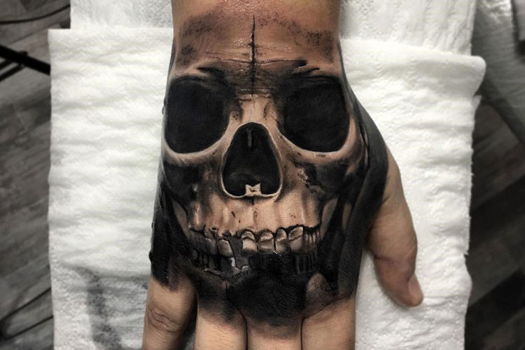 skull hand tattoos for men