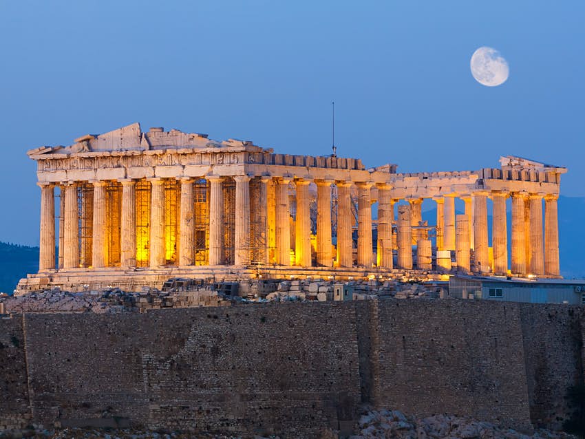 tourist attraction to travel in Athens