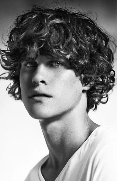tips for men with curly hair