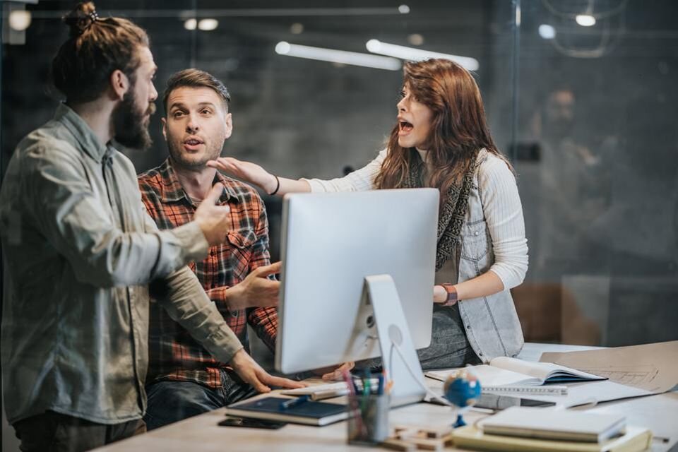 colleagues agrue; tips to avoid for men