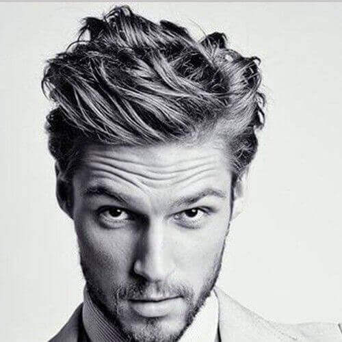 Textured-Men’s-Hairstyles-For-Oval-Faces