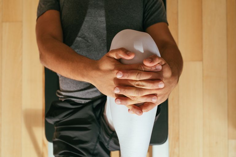 best yoga poses for men who have back pain