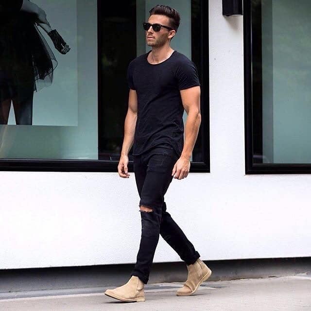 All-Black fashion style for men