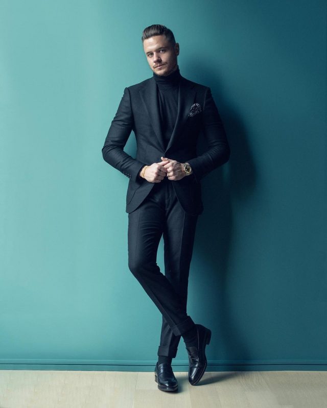 All-Black fashion style for men