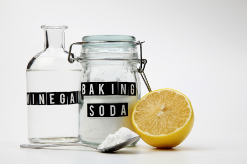 Baking Soda With Vinegar
