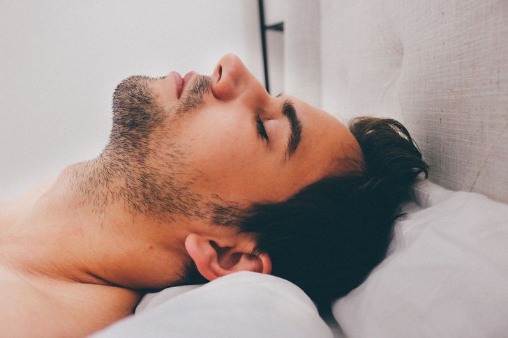 tips for men who snore a lot