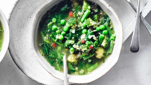 Vietnamese green soup