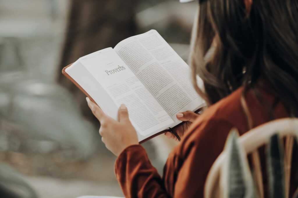 Why You Should Read Every Day 