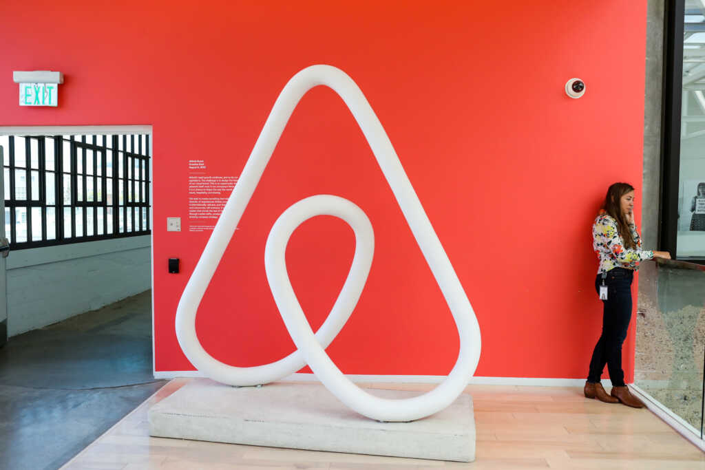 Airbnb Office