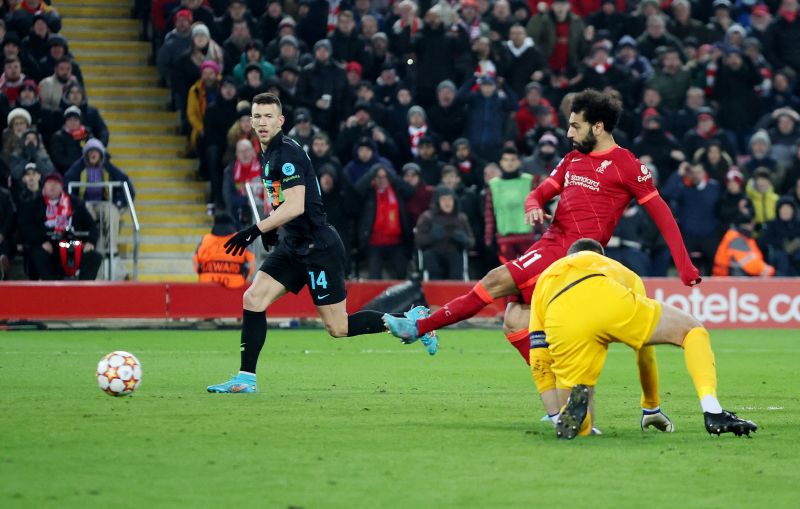 Mohamed Salah shoots at goal 