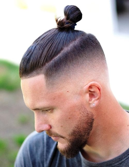 man bun hairsytle