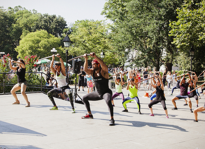 ထူးဆန်း Workout