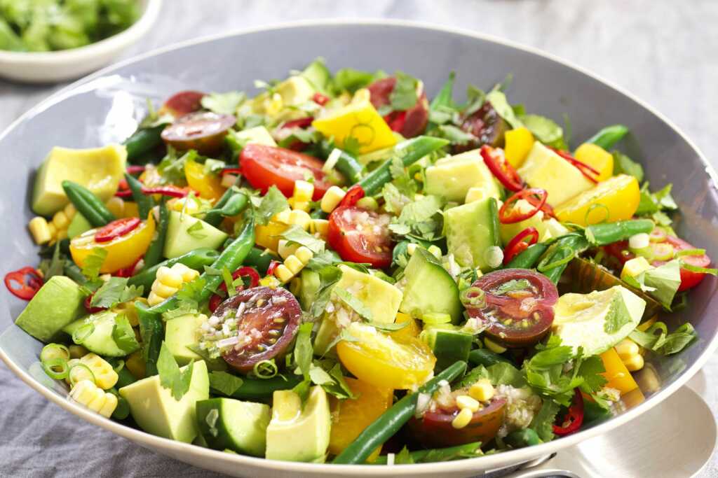 fresh-summer-vegetable-salad