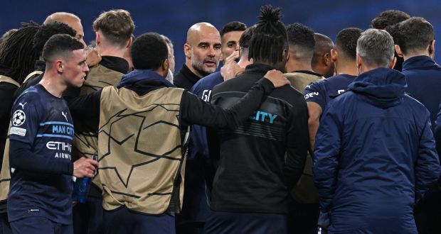 Pep Guardiola and Man City Players