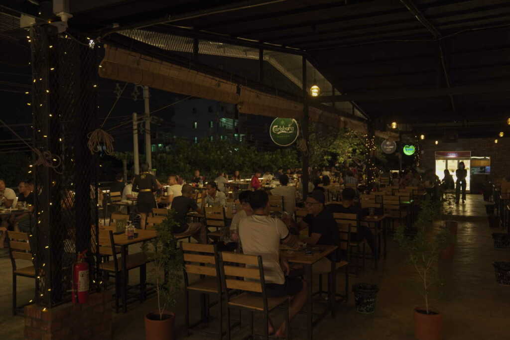Kanote Bar Restaurant_Night2