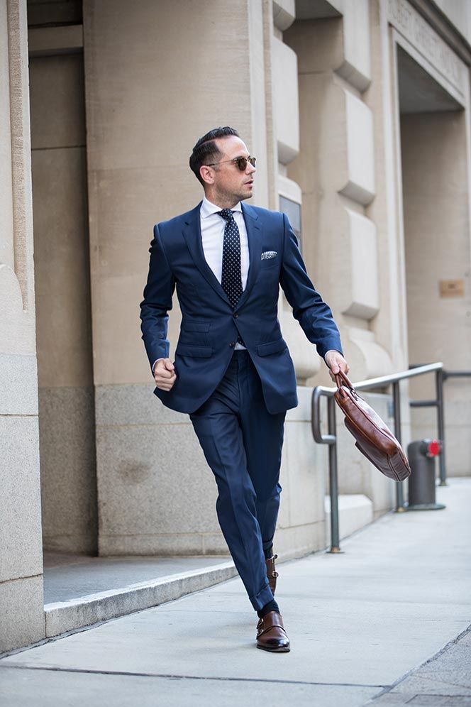 Business Suit အရောင်