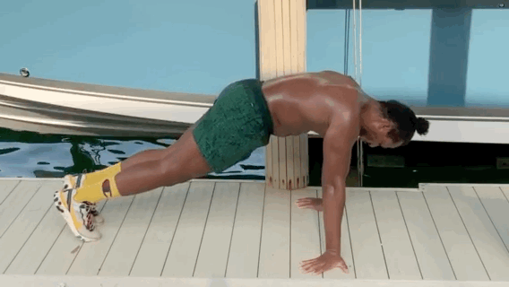 ကွီး လက်မောင်း ကြွက်သား