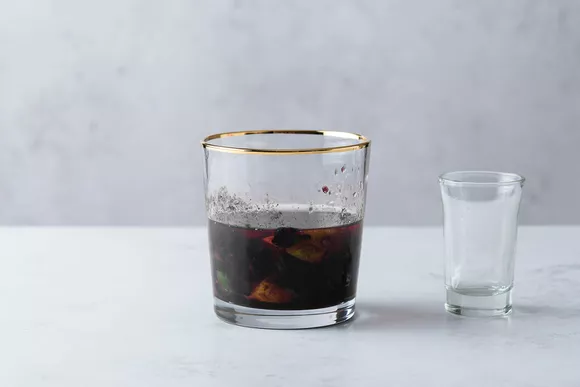 ကွီး ဘလက်ဘယ်ရီ ကော့တေး