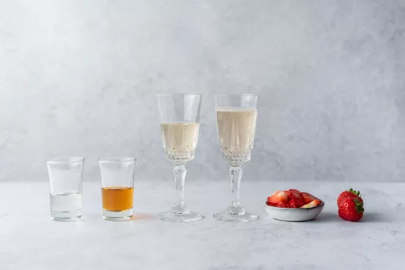 ဝိုင် ဘရန်ဒီ ကော့တေး