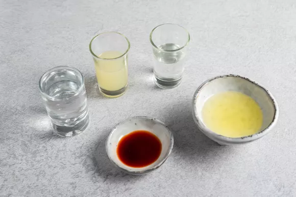 ပါဝင်ပစ္စည်းများ