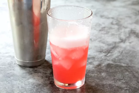 Clover Club ကော့တေး