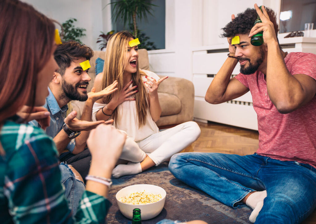 အားလပ်ရက်မှာ ​ဘော်ဒါ