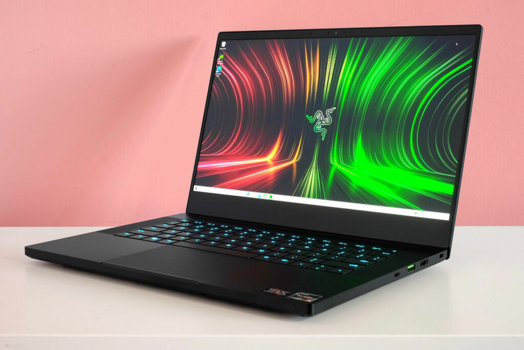 ကွီး Gaming Laptop