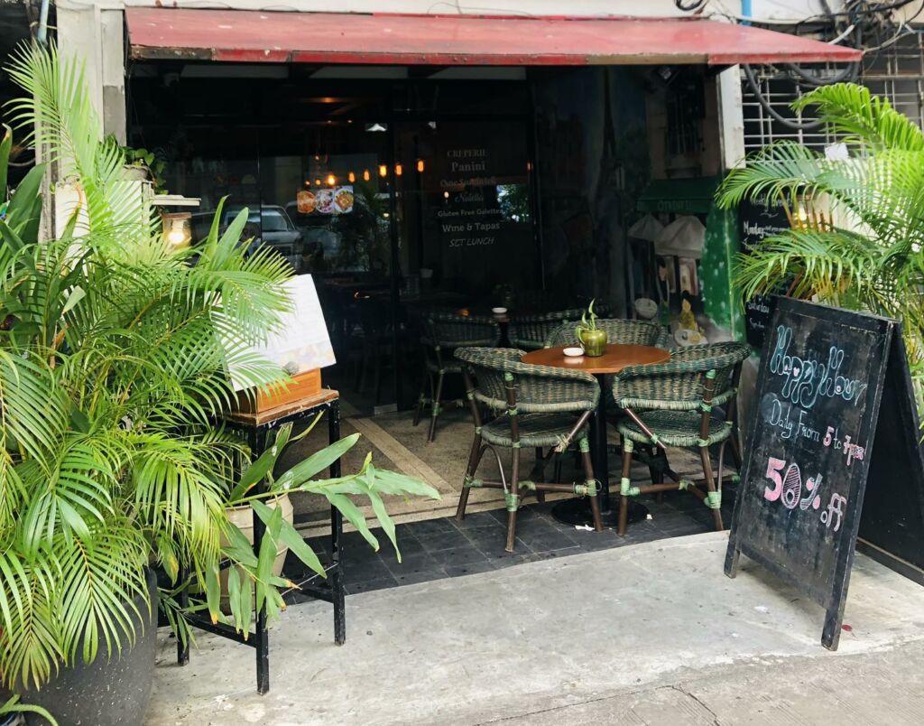 bar in yaw min gyi street