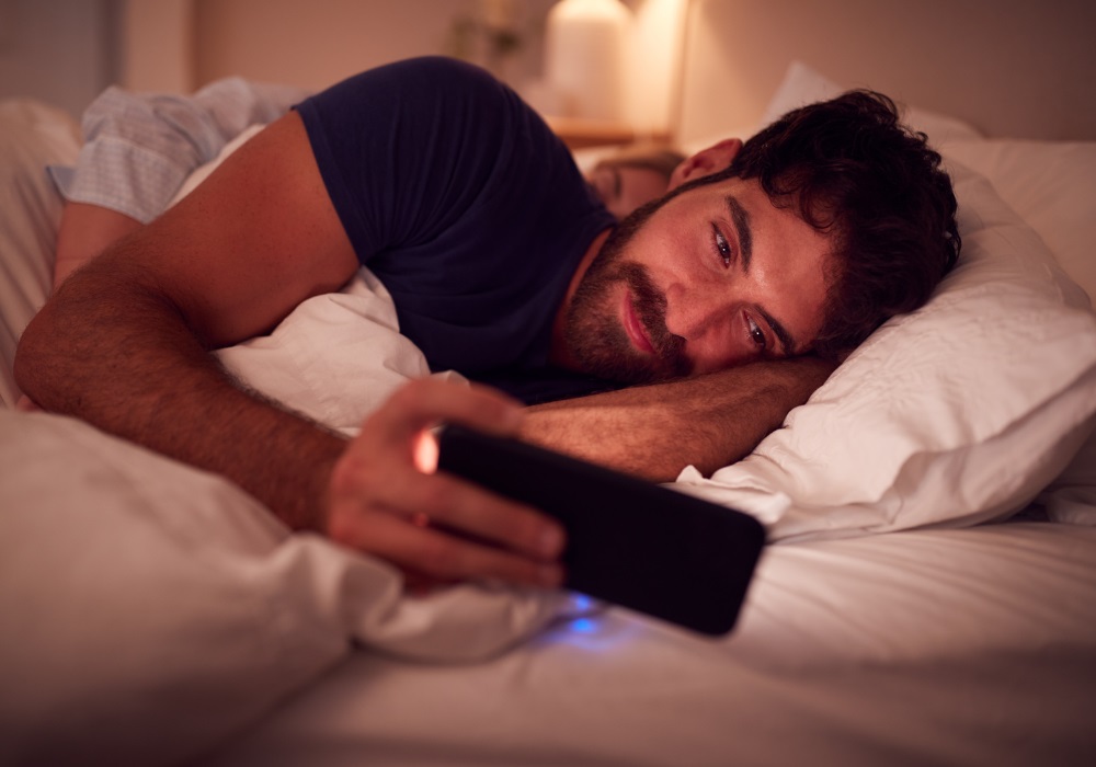 ညဘက်အိပ်မပျော် 