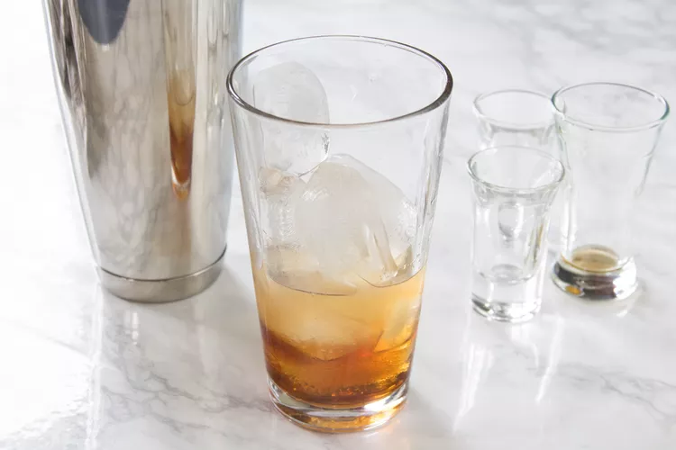 Amaretto Sour Cocktail