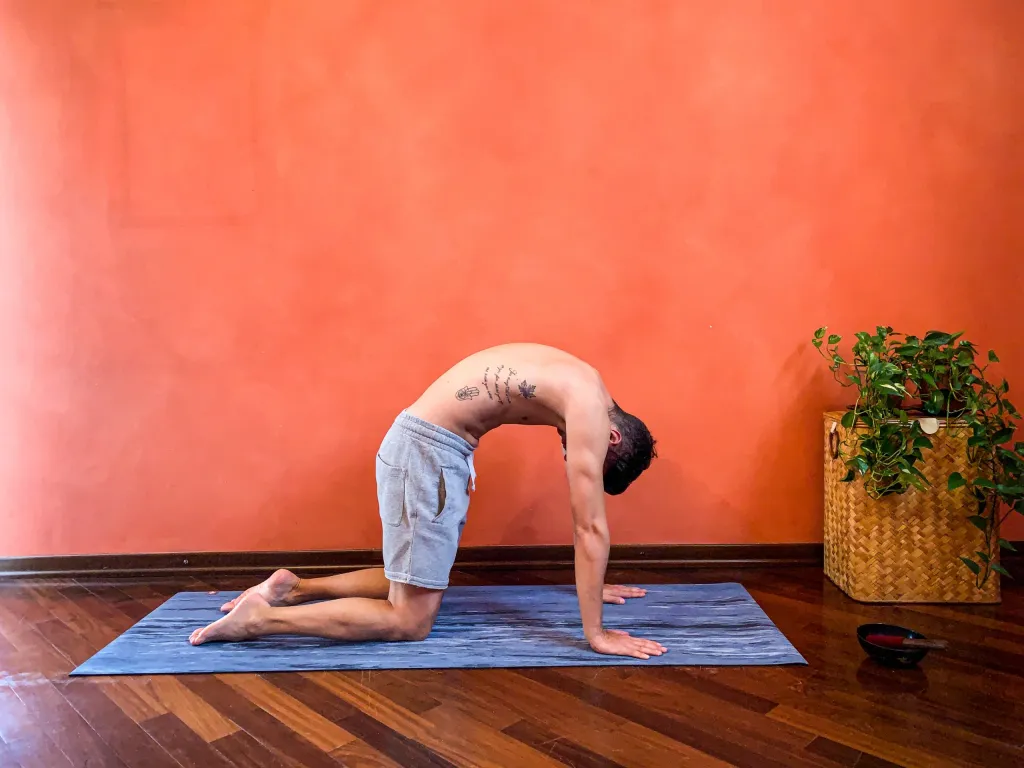 တိမ်တွေပေါ်မှာ လွင့်