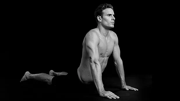 အားလုံး လုပ်