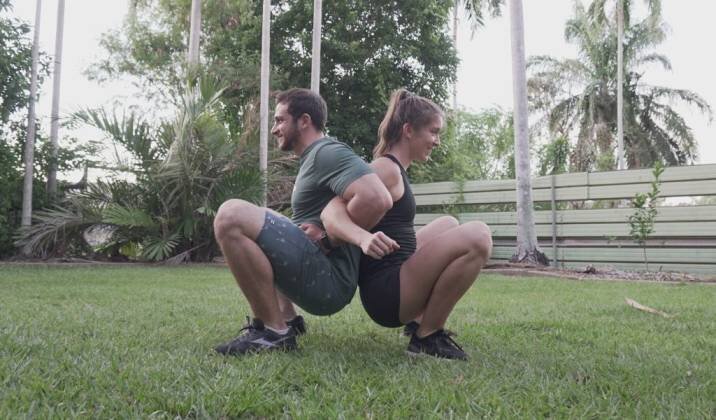 စုံတွဲ Workout