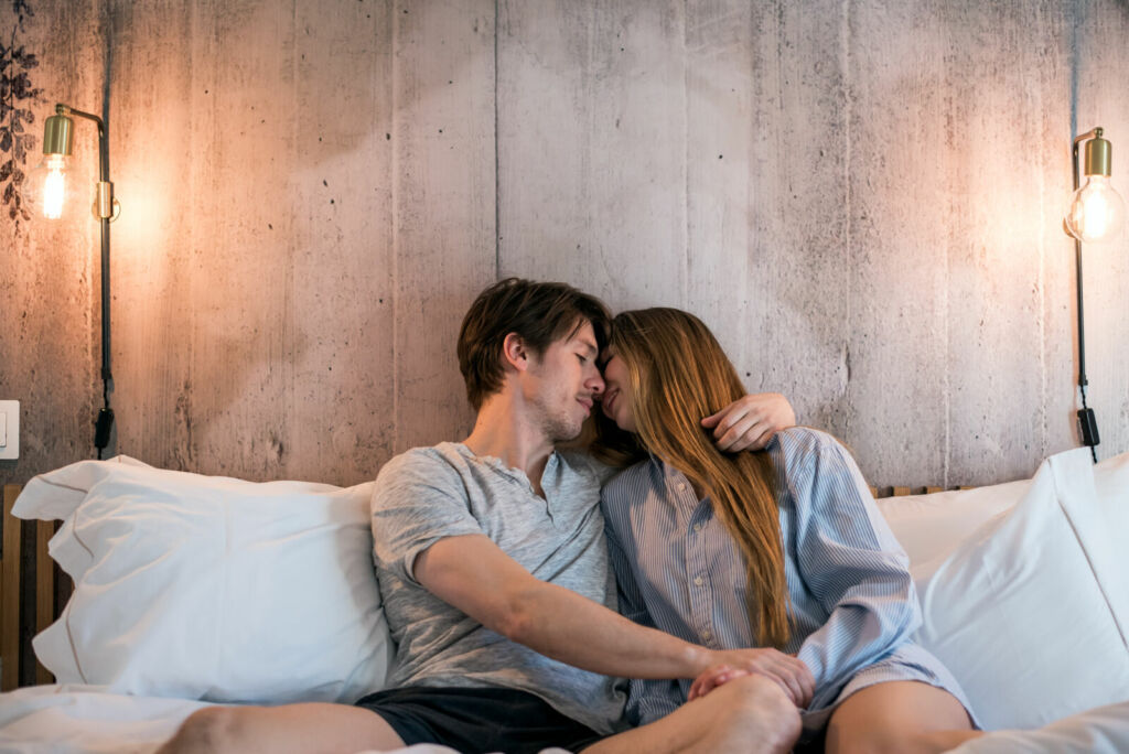 happy couple 