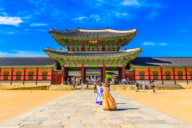 (၂) Gyeongbokgung နန်းတော်