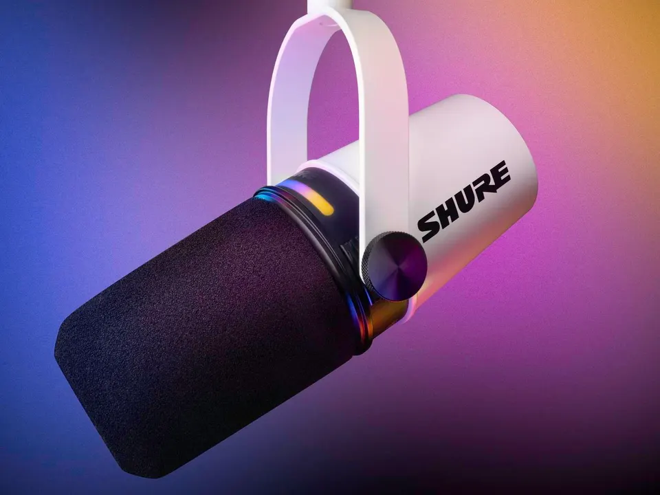 Shure MV7+ 