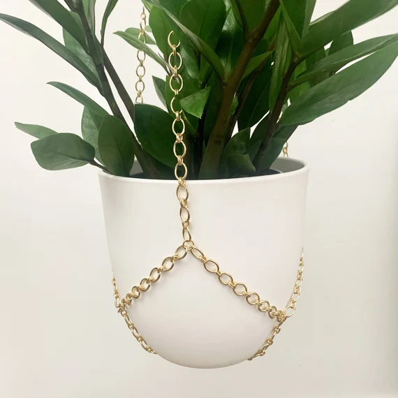 chain plant holder