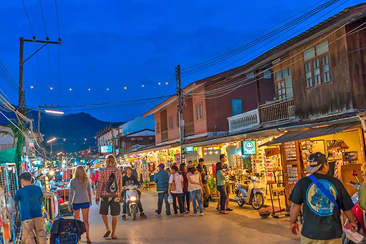 Wander Pai’s Walking Street Night Market