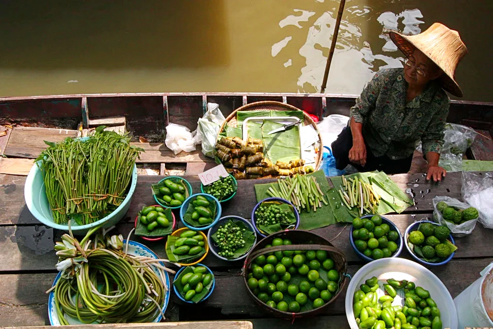  Taling Chan Floating Market