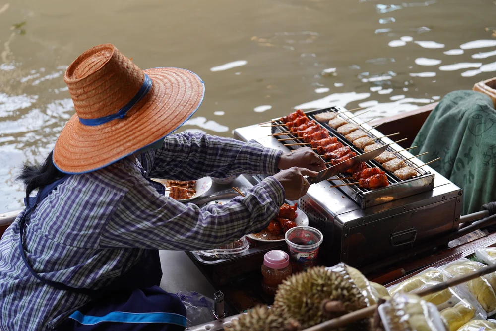 Amphawa Floating Markets 