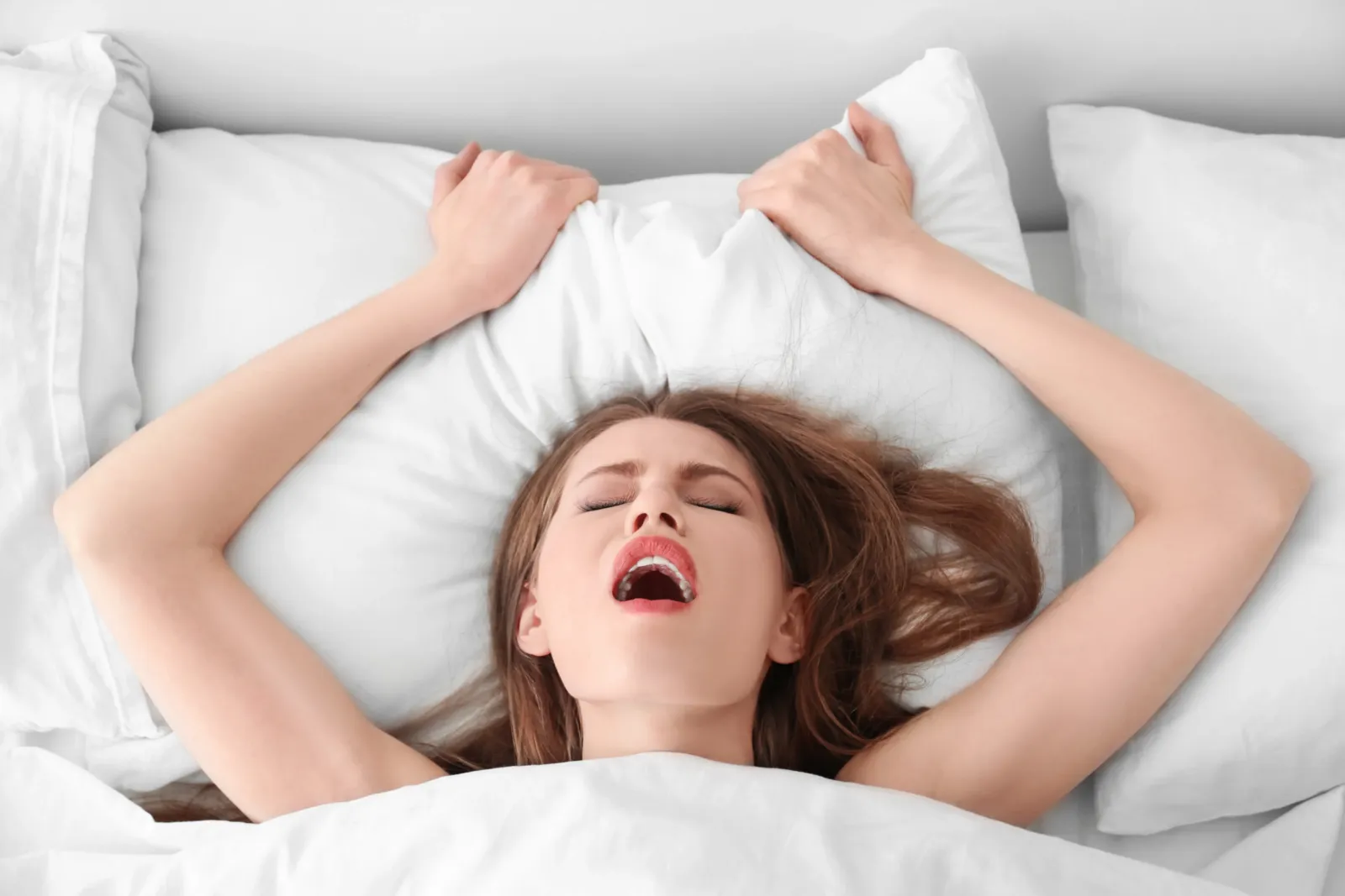 Female orgasms 