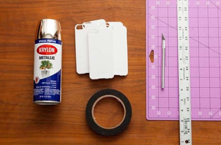 DIY Gold iPhone Cases