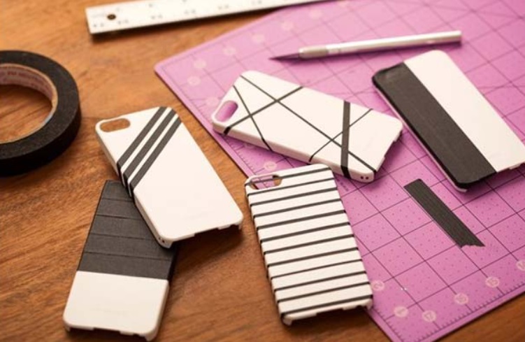 DIY Gold iPhone Cases
